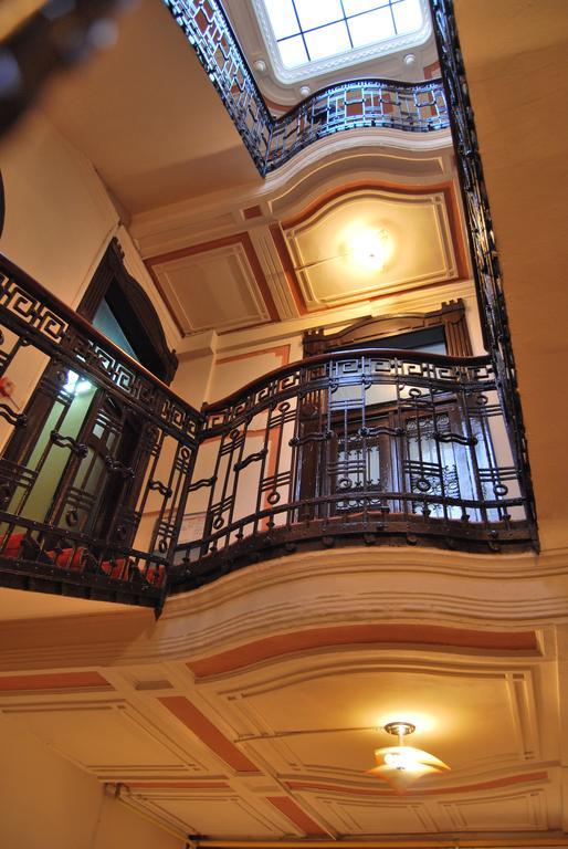 Hotel Victoria Timişoara Exteriör bild